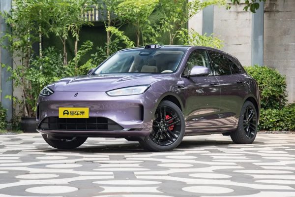 191d178591017f3310424642846b148 AITO M5