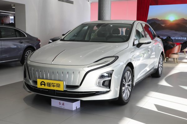Hongqi E-QM5