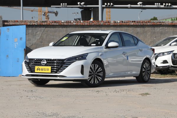 2ae4d32fcb7b562eb6989f75f316f75 Nissan Teana