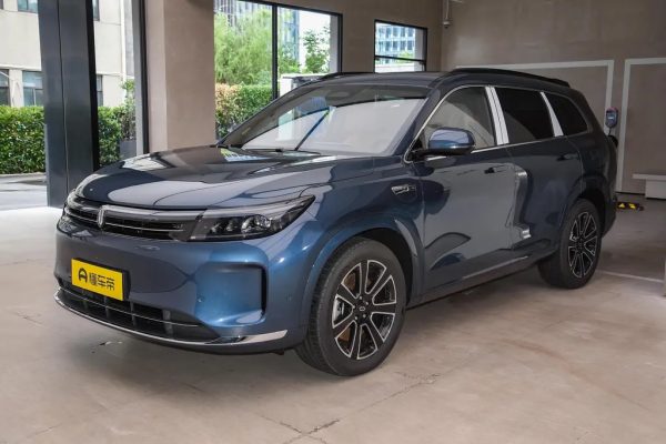 66267324c8f20abd1f3351735e7e0de AITO M7