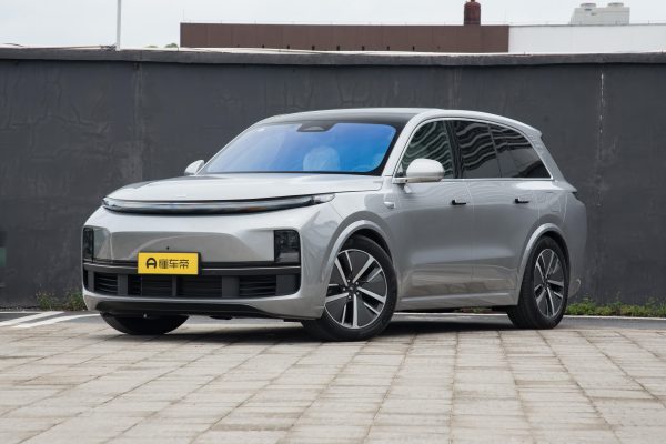 Li Auto L8