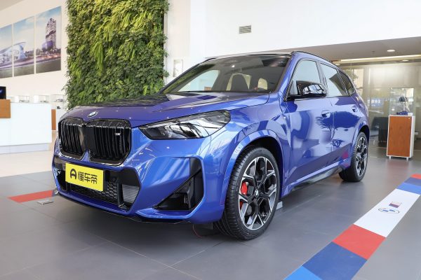 69a3a9b8b906f684b4ed2a055fe1321 BMW X1