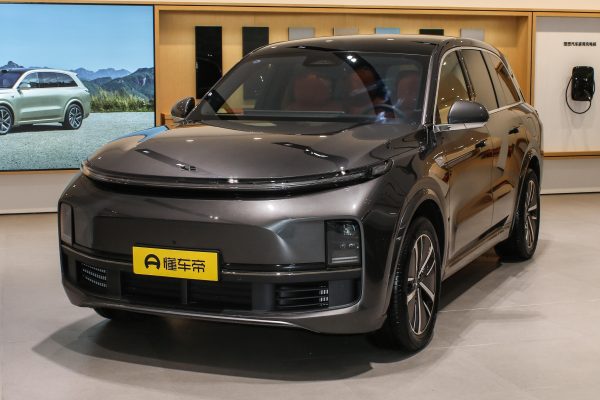 Li Auto L8