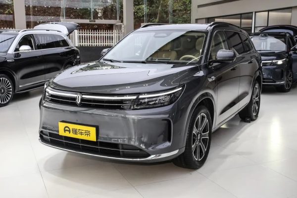 90f2cbd44164fcf73306a872db96def AITO M7