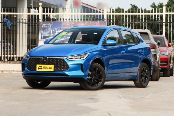 BYD E2