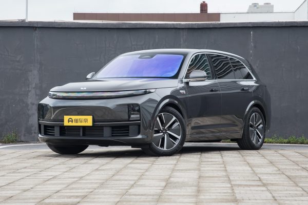 a64a773867e11c0fc49e1df8edb1866 Li Auto L7